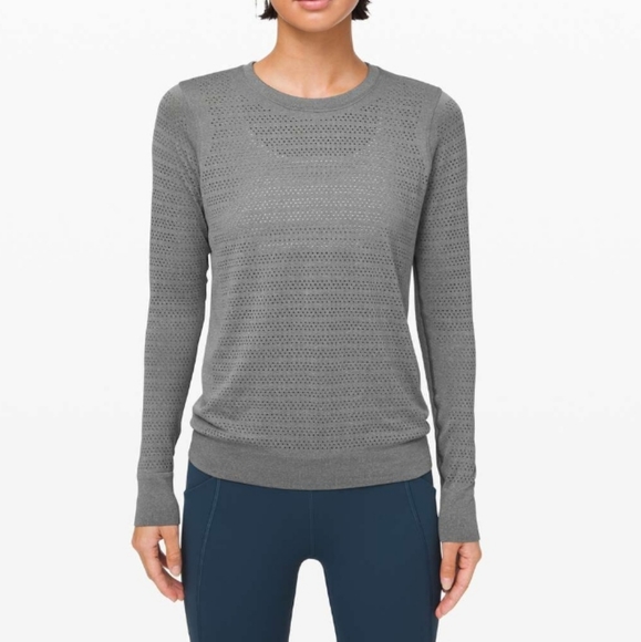 lululemon athletica Tops - Lululemon Breeze By Long Sleeve *Squad Slate / White size 2